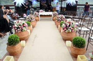 296596_195061373907827_100002118970771_458742_1043192468_n