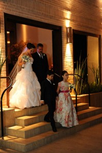 297293_250251361689583_100001141640702_695990_234026003_n