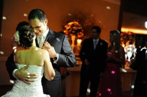 301247_250252541689465_100001141640702_696012_651074548_n