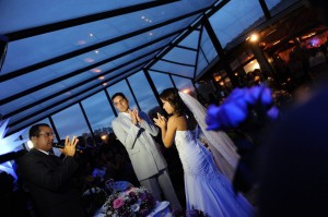 310347_195012063912758_100002118970771_458488_1530509491_n