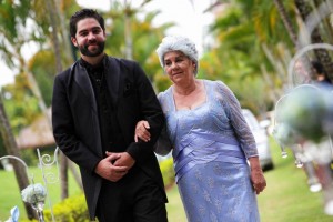 381127_319149634778974_100000518209728_1356186_587526472_n