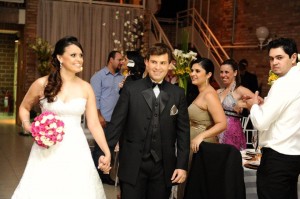 384873_294836850547274_100000628840940_1015348_1639139577_n