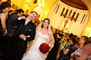 401194_211922505562440_100002340762849_466313_1526761802_n