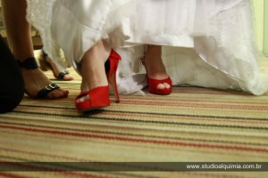 401666_300188836684368_100000797636144_718303_700944361_n