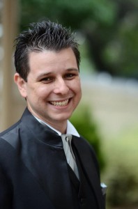 403082_211847018903322_100002340762849_466100_227792420_n