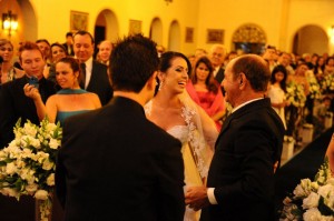 408790_211876592233698_100002340762849_466182_1727546885_n