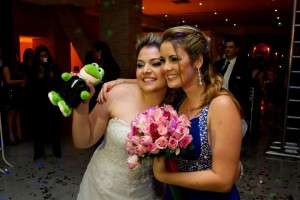 552074_490416840969658_1093602081_n