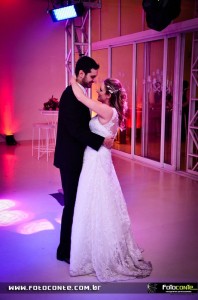 563999_311621535600831_744616596_n