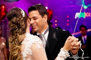 900x600xCasamento_LaRo_077.jpg.pagespeed.ic.pjs_W9HSwI